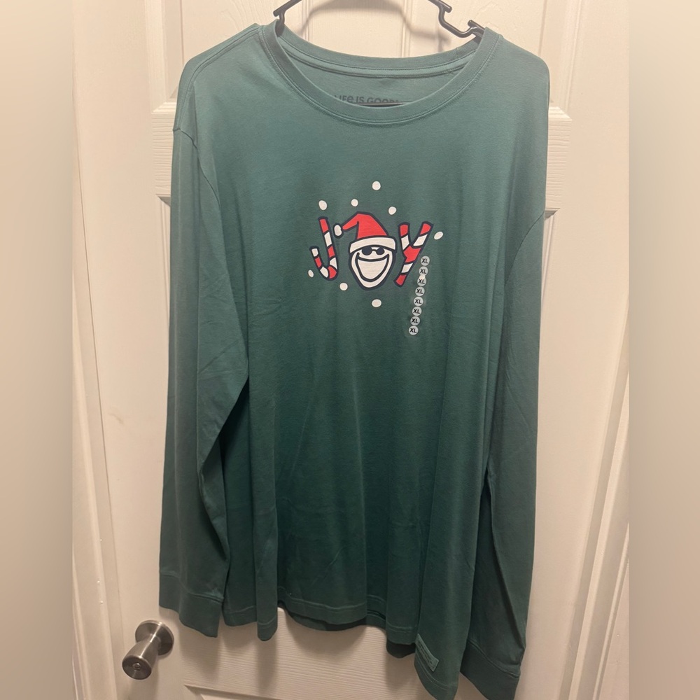 NWT Life is Good Christmas Long Sleeve XL